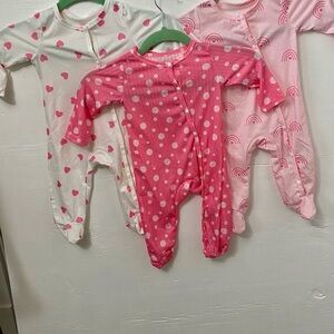 Lot of 3 New Pink theme infant footed snap front bodysuits 6/9 months